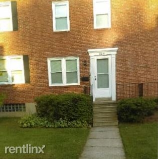 Primary Photo - 8641 Oak Rd