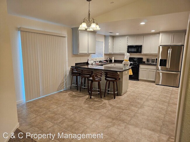 Foto del edificio - 4 br, 3 bath House - 7308 W Egret Ct