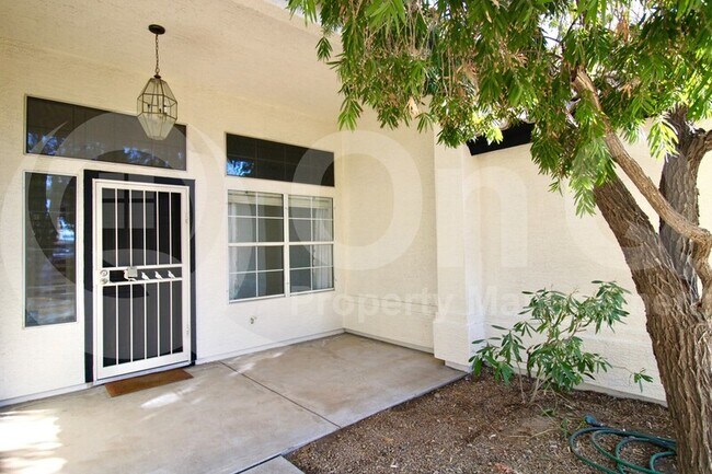 Building Photo - 16801 N 61st Way