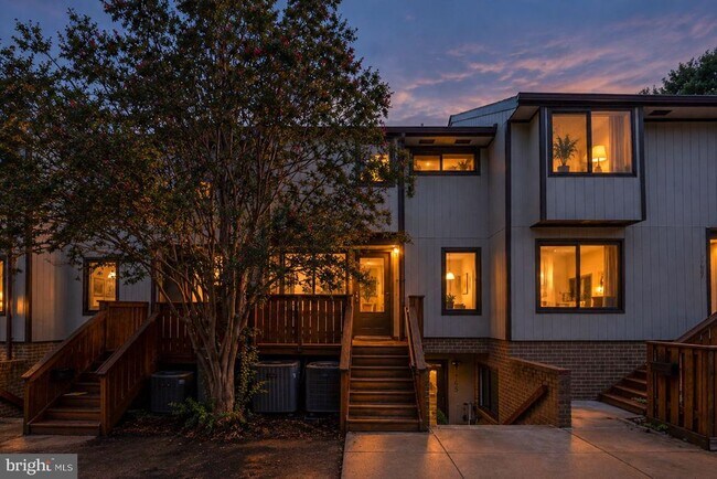 Foto del edificio - 1703 Westwind Way