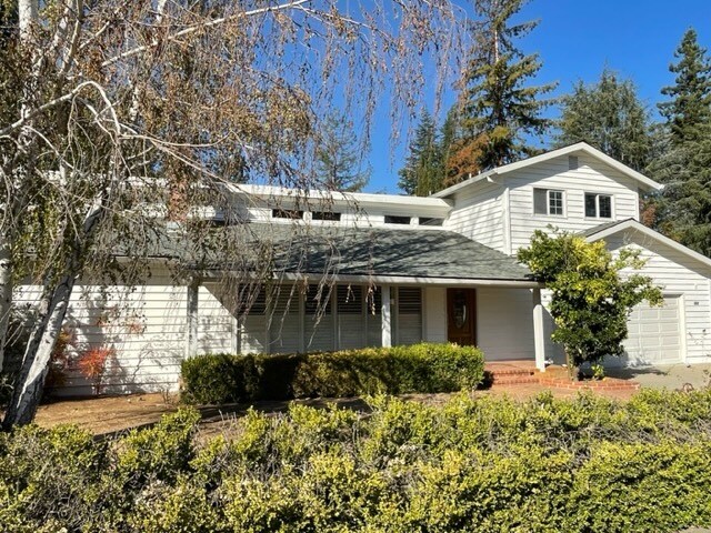 Primary Photo - 529 Cuesta Dr