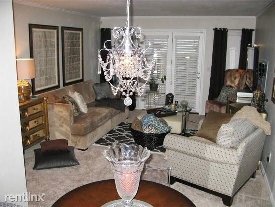 Foto del edificio - 931 NW 7th St