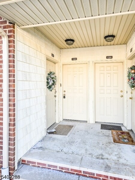 Building Photo - 1302 Bradley Ct