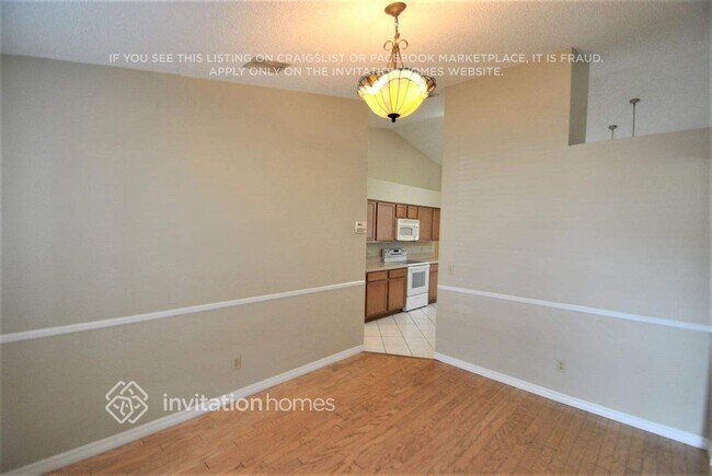 Building Photo - 963 Whisperpine Dr