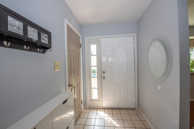 Building Photo - 3105 Bridlewood Dr