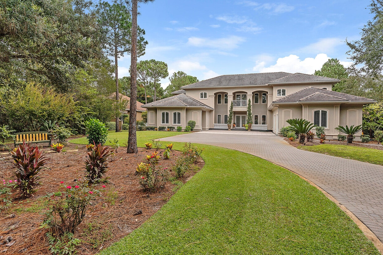 3279 Burnt Pine Ln, Destin, FL 32550 House Rental in Destin, FL