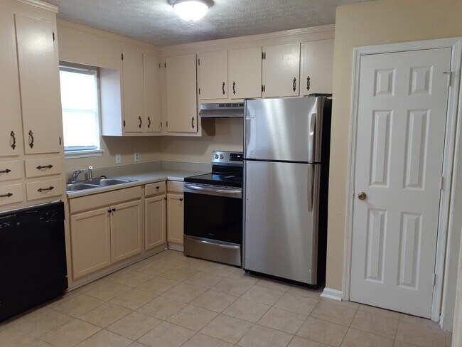 Foto del edificio - 1319 Lakeview Dr NW