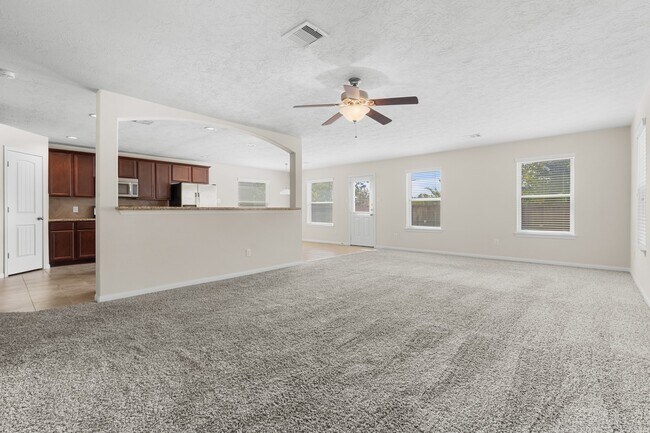 Foto del edificio - 12574 Chiswick Rd