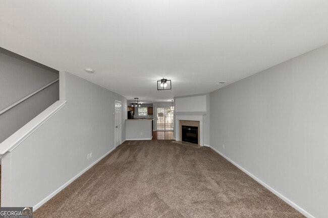 Foto del edificio - 735 Crestwell Cir