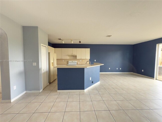 Building Photo - 16549 SW 78th Terrace