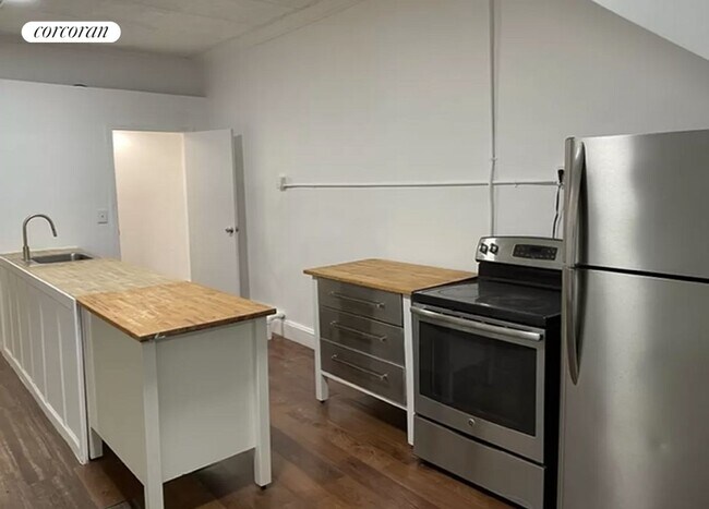 Foto del edificio - 263 W 30th St