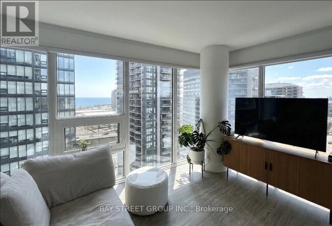 Building Photo - 19 Western Battery Rd