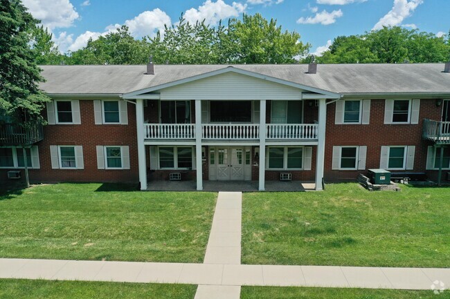 Building Photo - Lakewood Hills Apartments