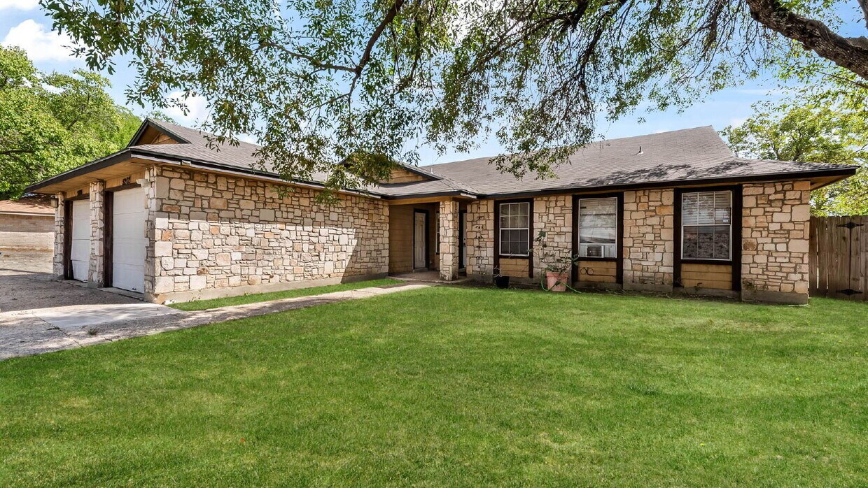 Primary Photo - 5204 Gawain Dr