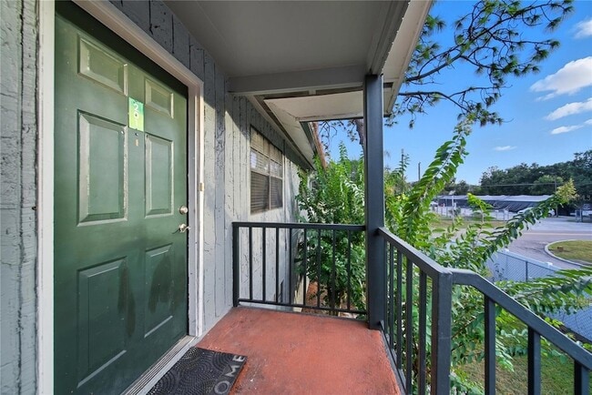 Building Photo - 12401 Oak Cedar Pl