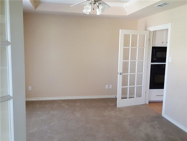 Foto del edificio - 6806 Vineyard Dr