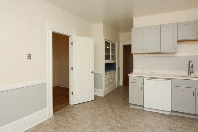 Foto del edificio - 3426 N Lincoln Ave