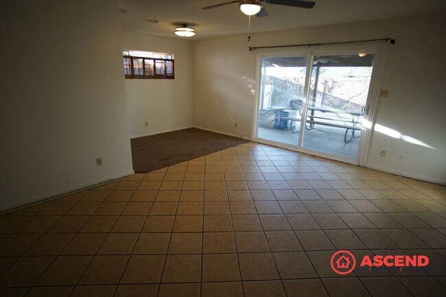 Foto del edificio - Stunning Home in Northeast Bakersfield!