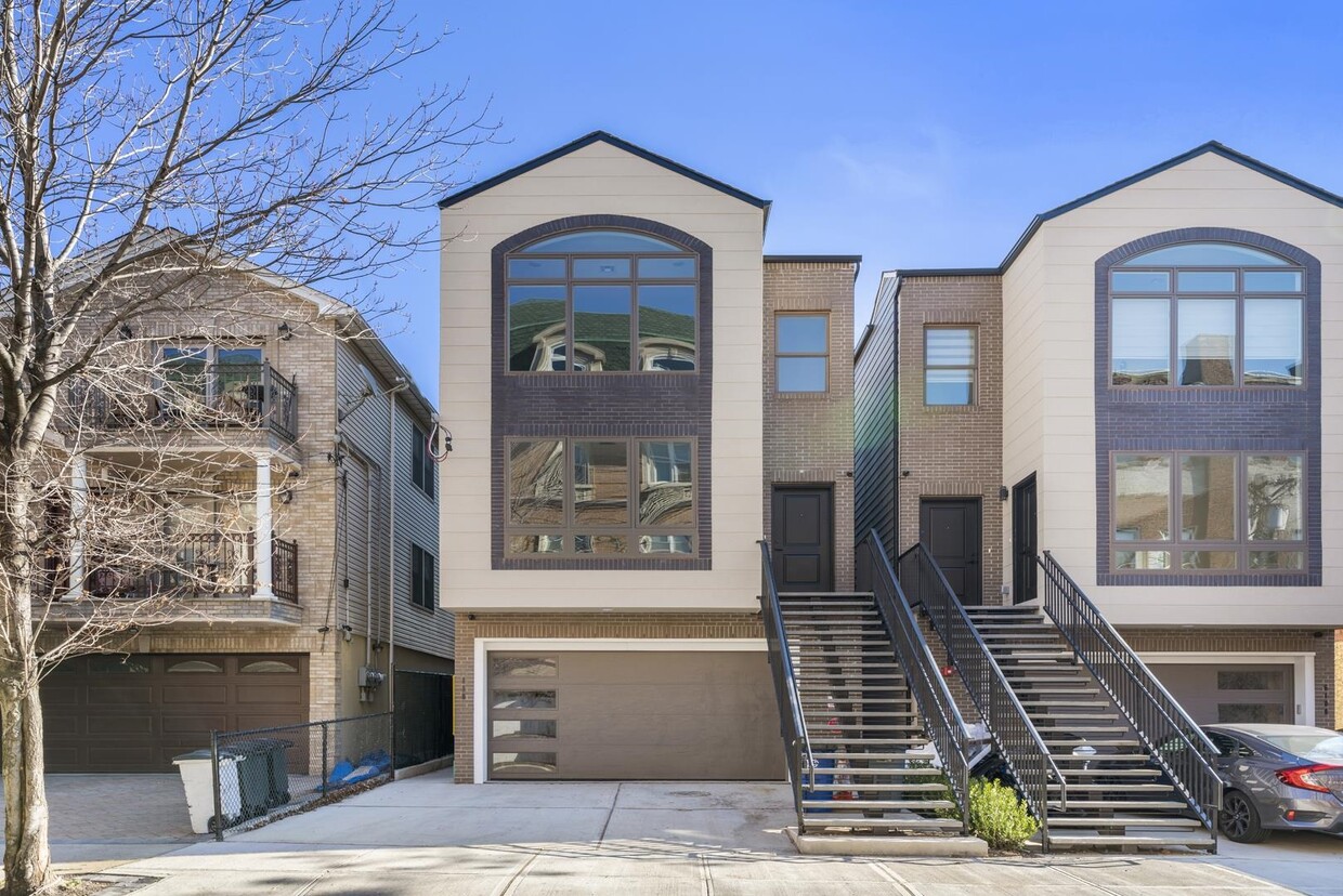 Primary Photo - 6108 Fillmore Pl