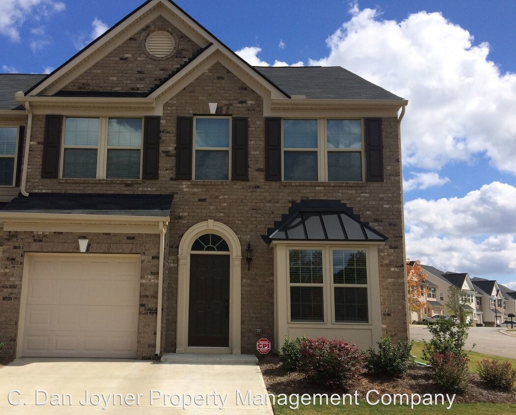 Primary Photo - 3 br, 2.5 bath House - 2 Fairchild Way