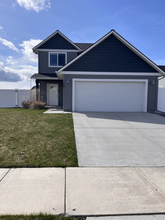 Building Photo - 5852 W Irish Dr