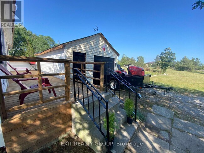 Building Photo - 48 29