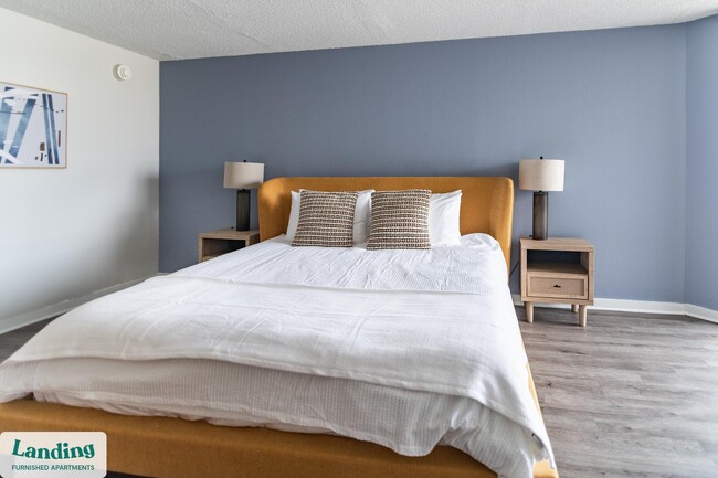 Building Photo - 1362 Passenger St