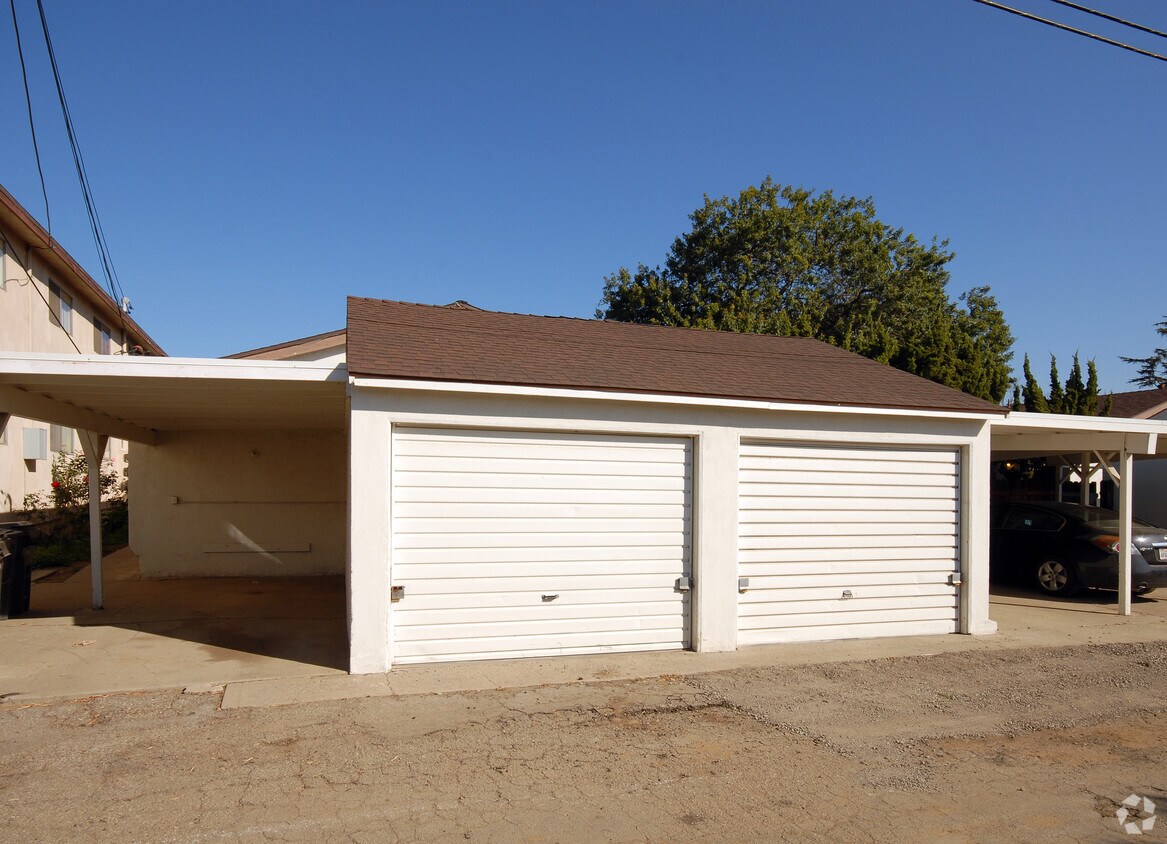 Building Photo - 4200 E Jacinto Way