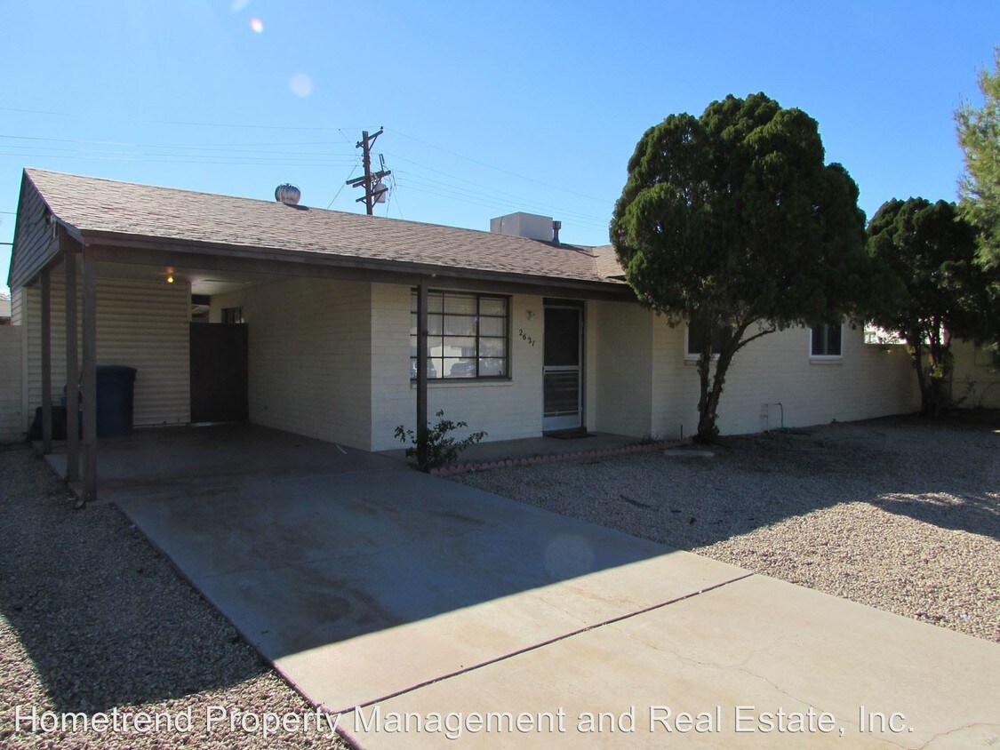 Primary Photo - 2621 W Greenway Rd