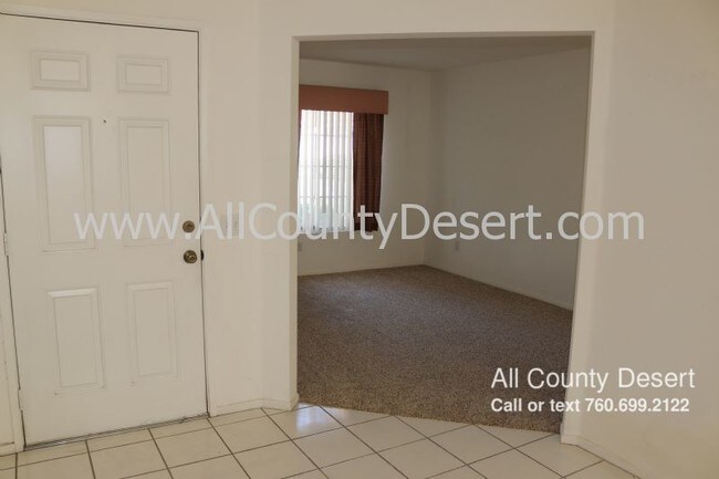 Building Photo - 65901 Avenida Barona