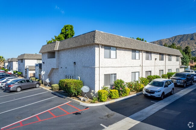 Building Photo - 316-356 W. Meda Ave. Glendora CA. 91741