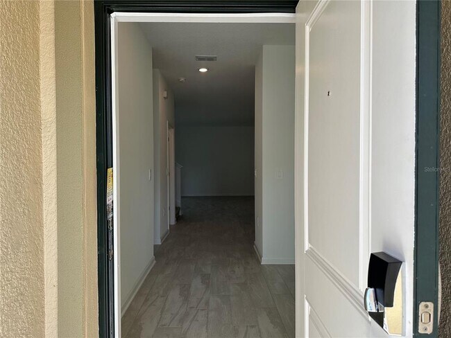 Building Photo - 6413 Sprucepine Ln