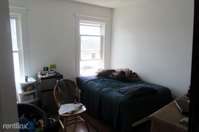 Building Photo - 4 br, 2 bath  - 235 Main St # 3