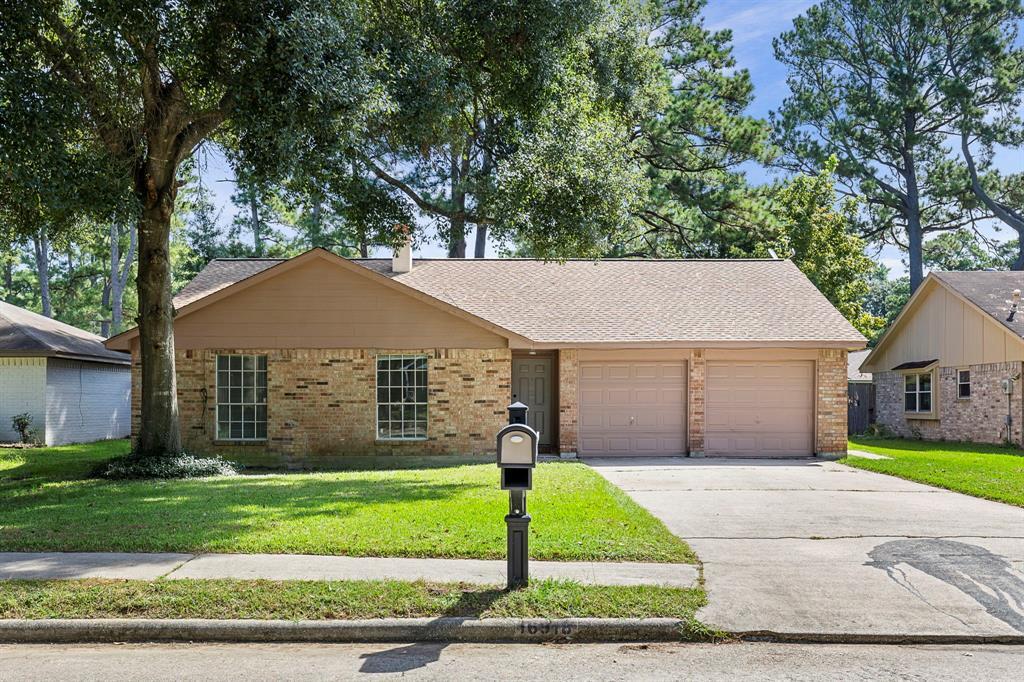 Foto principal - 16918 Camberwell Green Ln