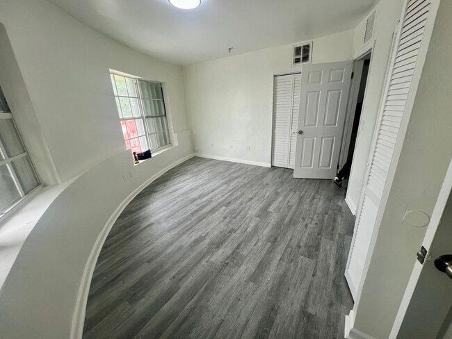 Master Bedroom - 1630 NW 35th St