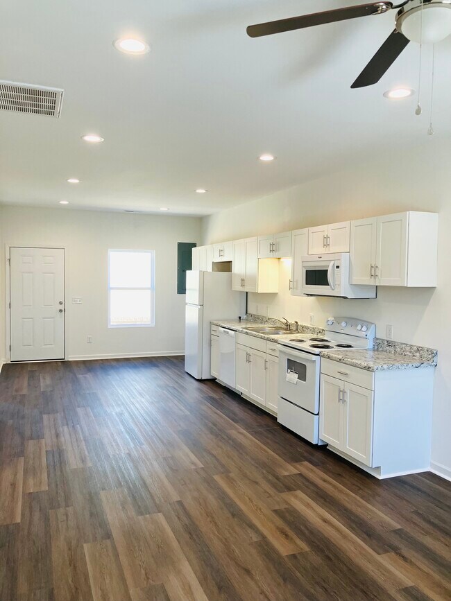 Foto del edificio - 2172 County Road 1169