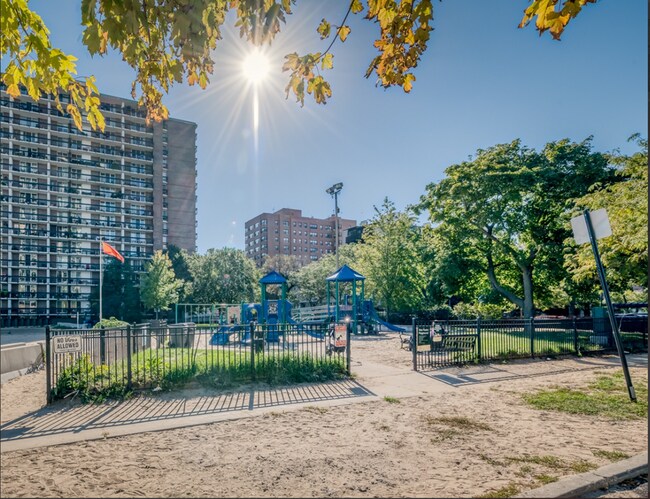 Foto del edificio - 6030 N Sheridan Rd