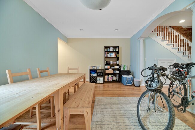 Foto del edificio - 3415 Brown St NW