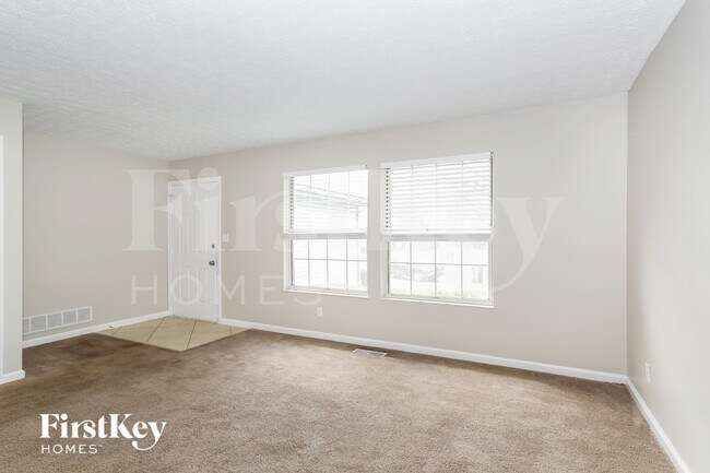 Foto del edificio - 560 Corral Gate Ct