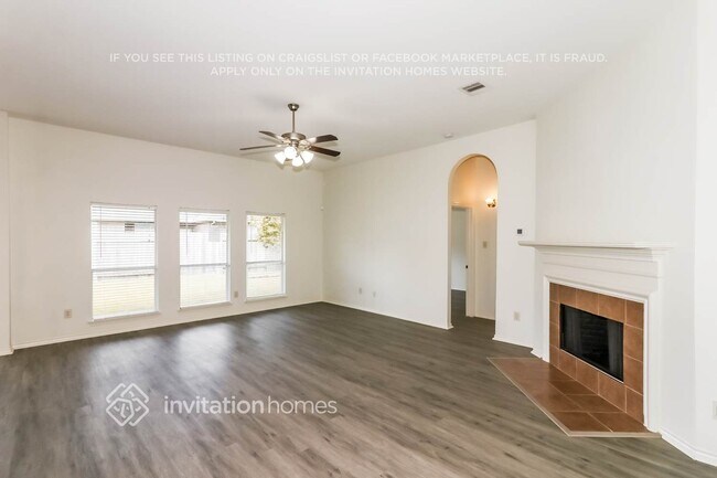 Building Photo - 17619 Sequoia View Ln