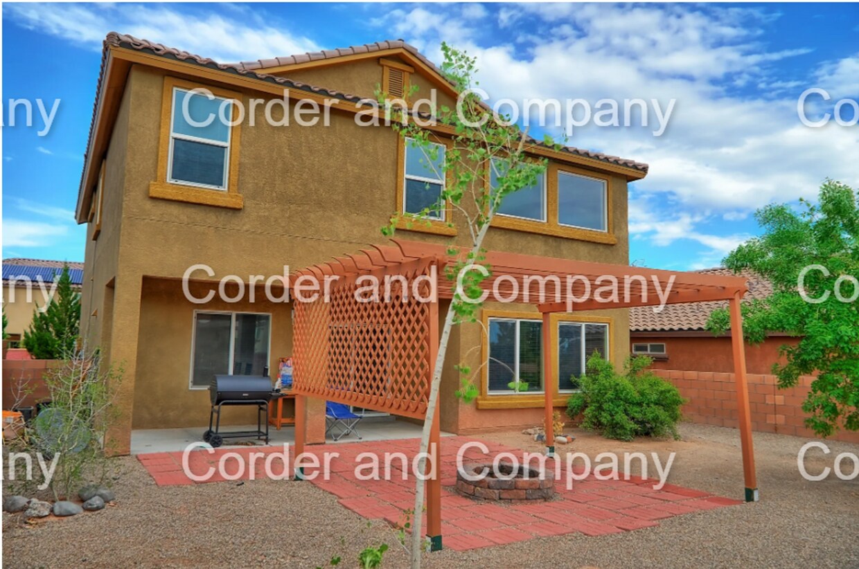 Building Photo - Gorgeous and naturally lit 2 Story 3 Bedro...
