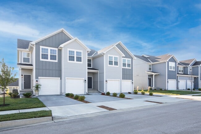 Building Photo - The Venue Townhomes