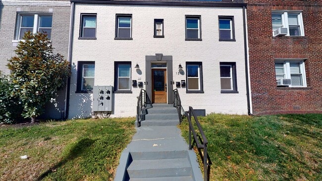 Photo - 1310 Holbrook St NE (Washington, DC) Townhome