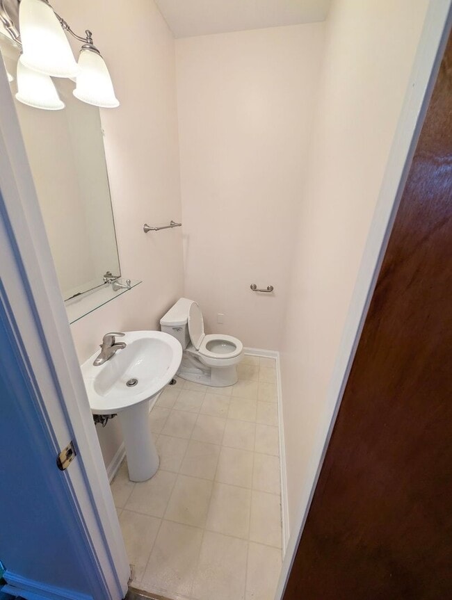 Foto del edificio - 1320 N Main St