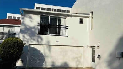 Building Photo - 9410 Citrus Glen Pl