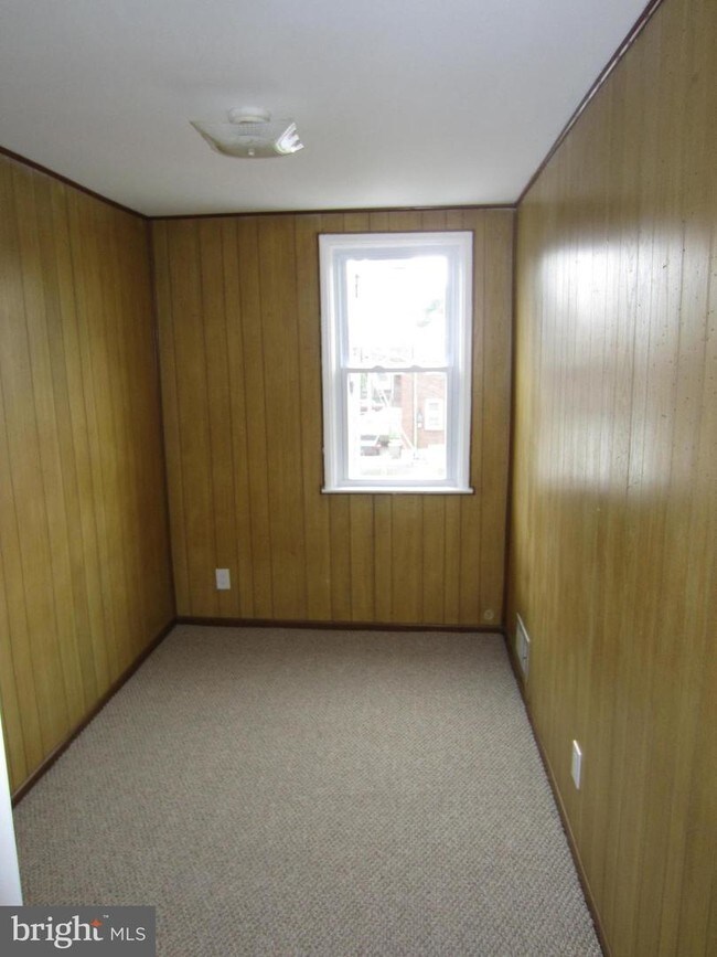 Building Photo - 7939 St Claire Ln