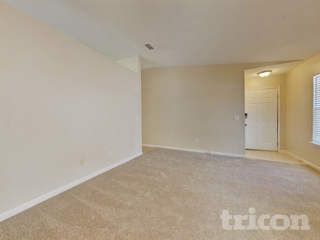 Foto del edificio - 1293 Munson Cove Dr