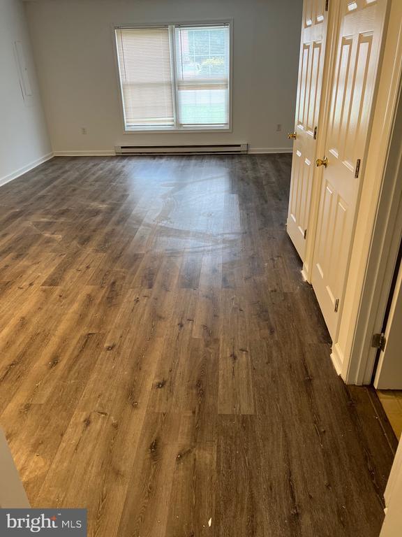 Building Photo - 10126 St George Cir