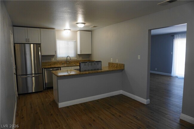 Foto del edificio - 7400 Alta Dr