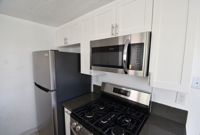 Foto del edificio - 5002 Tujunga Ave